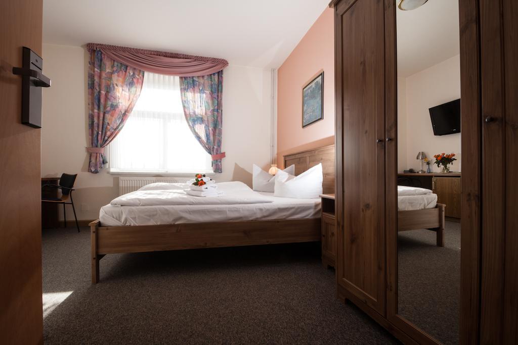 Hotel Am Galgenberg Гера Екстер'єр фото